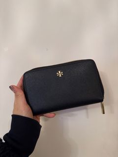（分類：）位於 。 由 chmavisss 提交（商品編號 1352118733，圖片 1）。簡介： 。