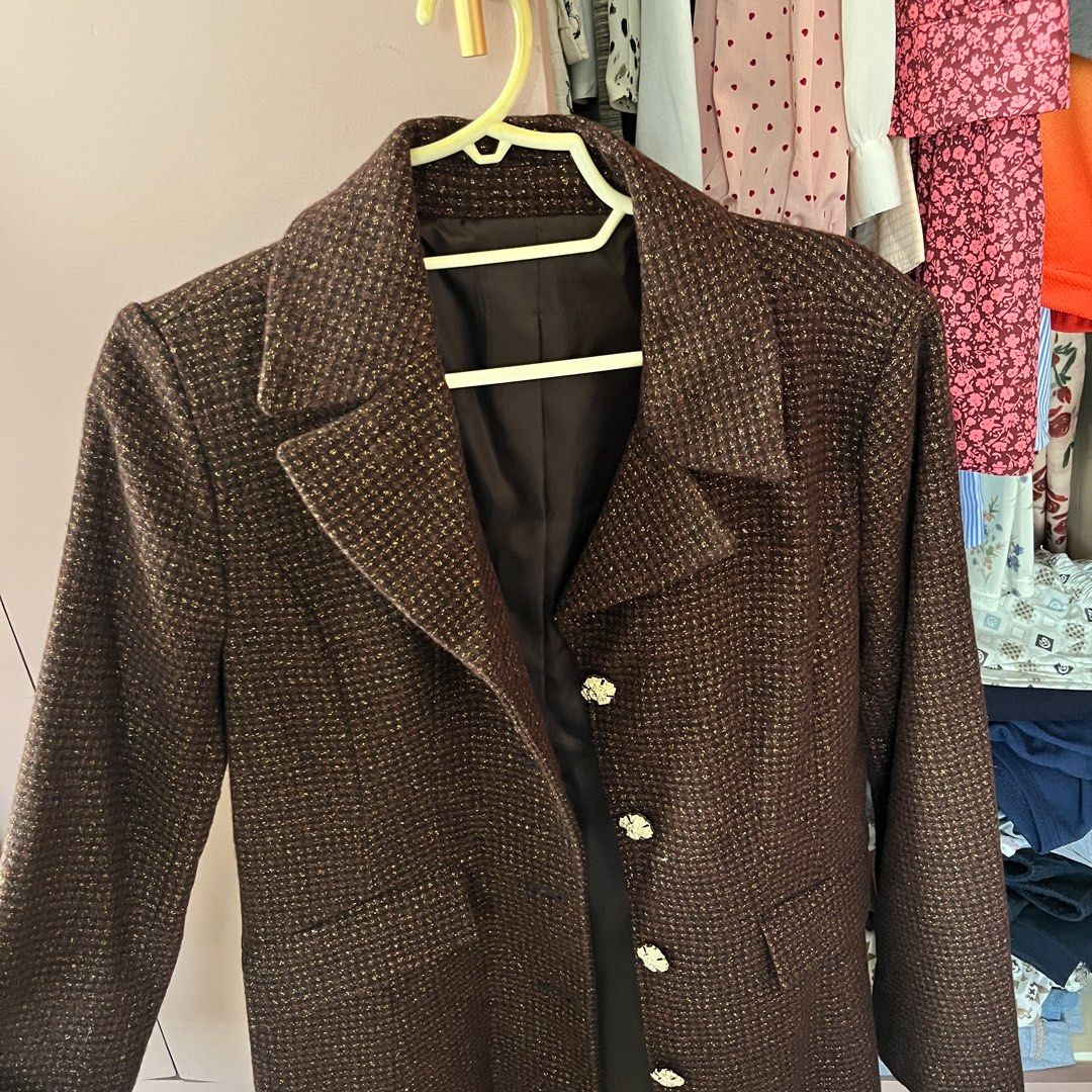 Wine Trench Coat from Korea (Category: Coats, Jackets and Outerwear) located in Bacoor. Submitted by y_things (Listing ID 1351997856, Image 2). Description: wine in color fits xs-m bought from south korea without pockets mop: gcash / bdo / gotyme mod: j&t / ggx / sdd (recommended) rfs: decluttering LAST PRICE ALREADY.
