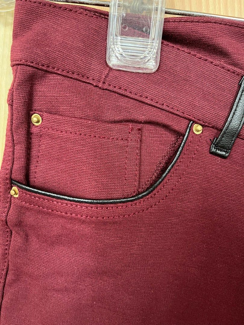 ZARA Jeans/Leggings (Category: Jeans) located in Pasig City. Submitted by gjoconcepcion (Listing ID 1352032598, Image 2). Description: Bought this and stored, found out hindi na kasya! Very nice in actual. Price negotiable. Message me for actual measurements. Ganda nito white sleeveless lang ang katapat ..