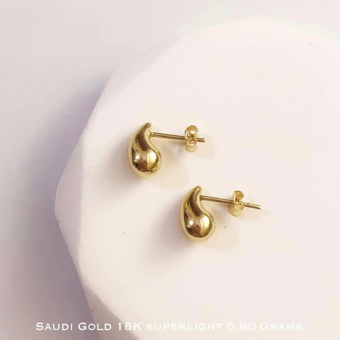 18K SAUDI EARRINGS (Category: Earrings) located in Manila. Submitted by rexanie (Listing ID 1355642210, Image 2). Description: Gold Investments ✔Guaranteed real and pawnable/Nasasangla ✔It's cheaper than mall prices Fir further details, please message us..