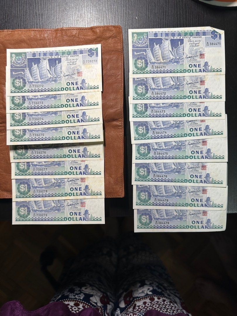 $1 notes (Category: Currency) located in Singapore. Submitted by coral_76 (Listing ID 1355685031, Image 4). Description: Bird series in running order from 530501 to 530599. The others are either in order or almost in order via separate numbering bundles . Selling the whole set at $488. ..