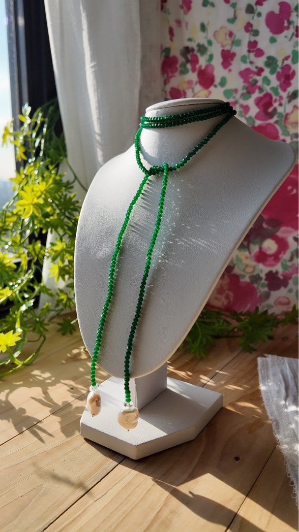2 Baroque Pearls Wrapped Around Necklace. (Category: Necklaces) located in Marikina City. Submitted by aimamor (Listing ID 1355672694, Image 2). Description: Level up your look with this gorgeous wrap-around necklace! 💚 Made with vibrant green gemstones and two unique baroque pearls, this double-layered piece is perfect for any outfit—whether you’re dressing up or keeping it casual. ✨ P399 Only .
