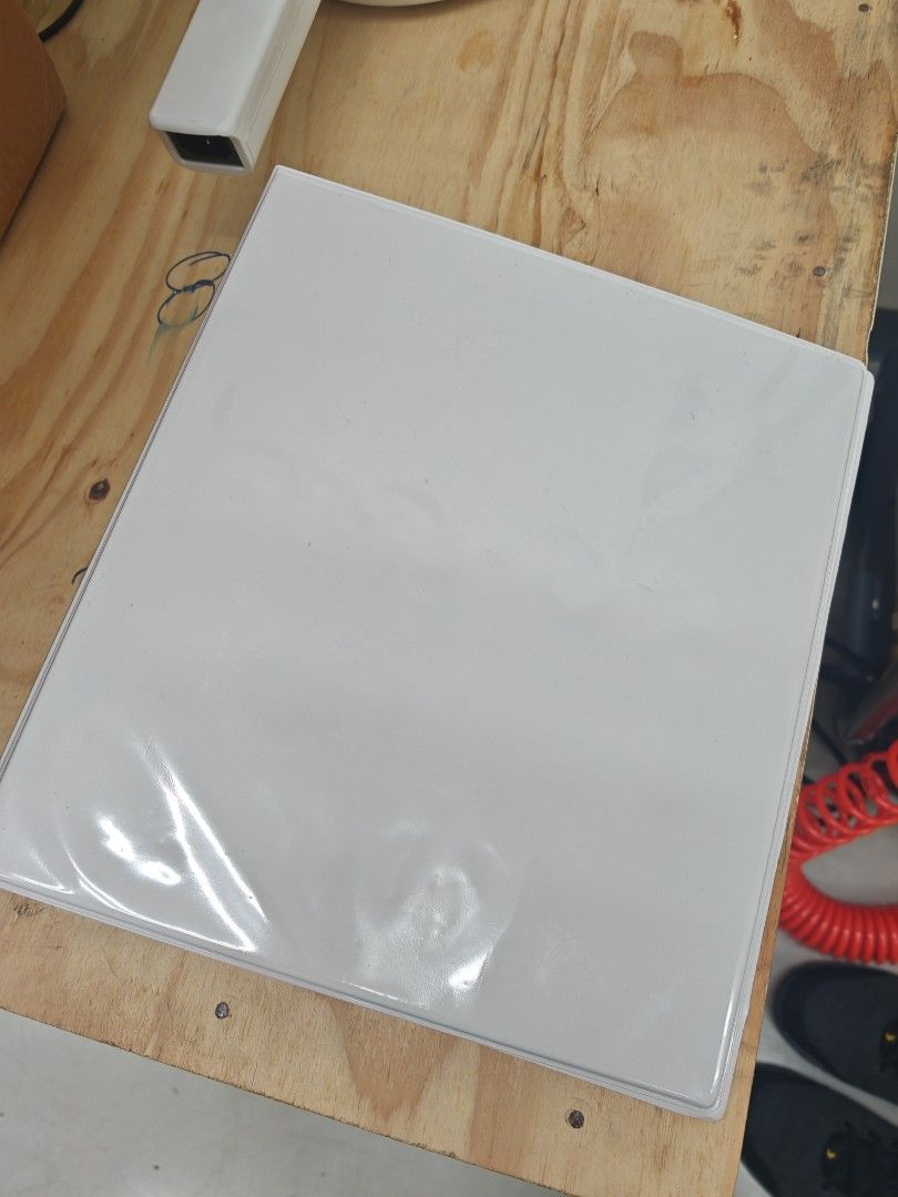 4 Ring folder (Category: Everything Else) located in Singapore. Submitted by boxer_boy (Listing ID 1355637726, Image 2). Description: good used condition. two sizes. thick height and slim height. selling for $3 each. in stock 40. comes with box for transportation..
