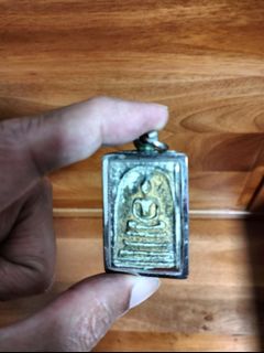 (Category: ) located in . Submitted by taihanamulet (Listing ID 1355776739, Image 1). Description: .