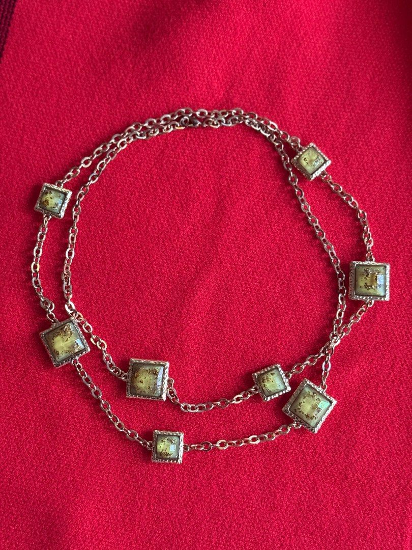 Antique Gold Double-Up Necklace (Category: Necklaces) located in Quezon City. Submitted by teoclosetclear (Listing ID 1355709221, Image 2). Description: .