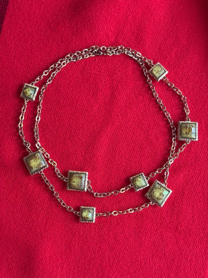 Antique Gold Double-Up Necklace (Category: Necklaces) located in Quezon City. Submitted by teoclosetclear (Listing ID 1355709221, Image 1). Description: .