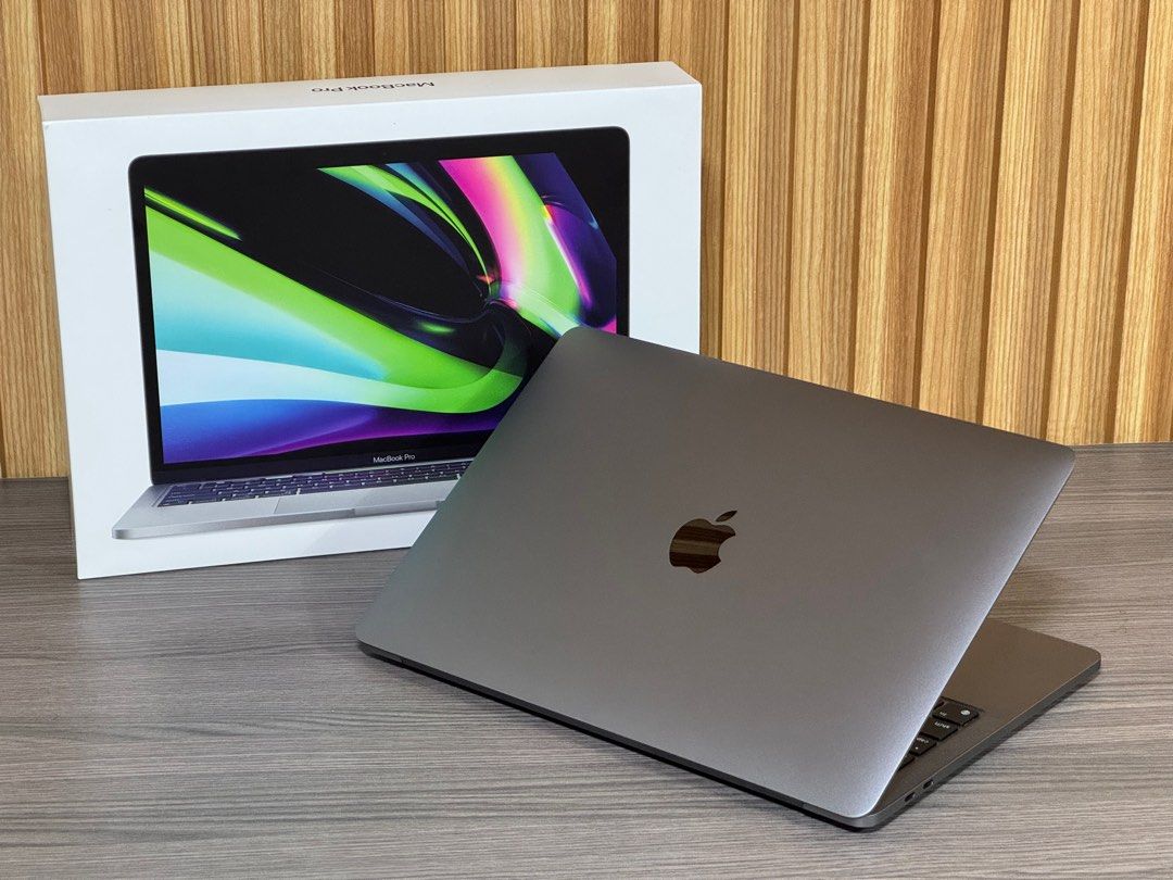 APPLE MACBOOK PRO 2022 M2 Chip 8GB 256GB SSD MACOS Sequoia (Category: Laptops & Notebooks) located in Manila. Submitted by kvstoregadgetcenter (Listing ID 1355809694, Image 2). Description: MACBOOK PRO 2022 M2 Chip 8GB 256GB SSD MACOS Sequoia 15.1 13.3Inch with Finger print and Touchbar Our Price: ₱43,500✅ Mall Price: ₱85,000❌ PAGE FB: Kvstore CONTACT: 0995-160-2604 Processor : Apple M2 Chip Ram : 8GB LPDDR5 Memory Storage : 256 GB SSD Screen siz