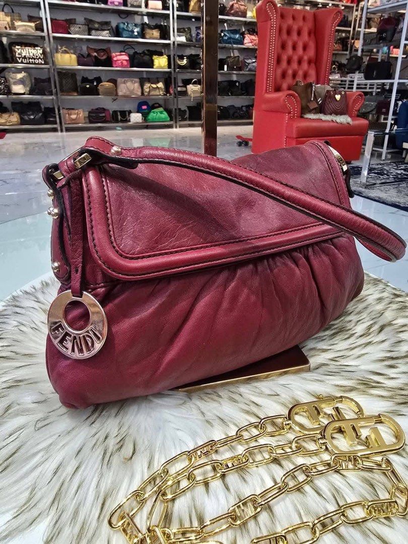 Authentic Fendi Zucca Chef Hobo Bag (Category: Luxury Bags & Wallets) located in Quezon City. Submitted by jhaediah (Listing ID 1355739025, Image 2). Description: - Authentic 💯 - Fendi Zucca Chef Hobo Bag - Small size - With free gold chain sling .