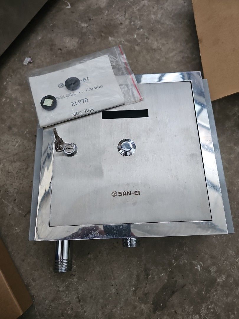 Automatic flush (Category: Bathroom & Kitchen Fixtures) located in Singapore. Submitted by byfun (Listing ID 1355717812, Image 1). Description: San-Ei made in japan . brand new set unused. Have 2 full set for sale. $90 each.
