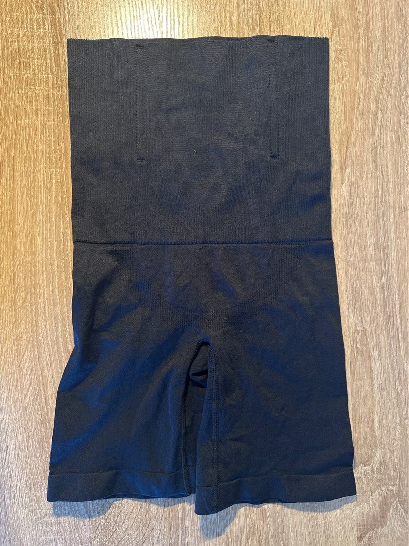 Black Body Shaper (Category: Other Bottoms) located in Mariveles. Submitted by declutterwithina (Listing ID 1355672764, Image 2). Description: For extra small body frames Stretchable Lifts the butt RFS: Doesn’t fit me (S body frame).