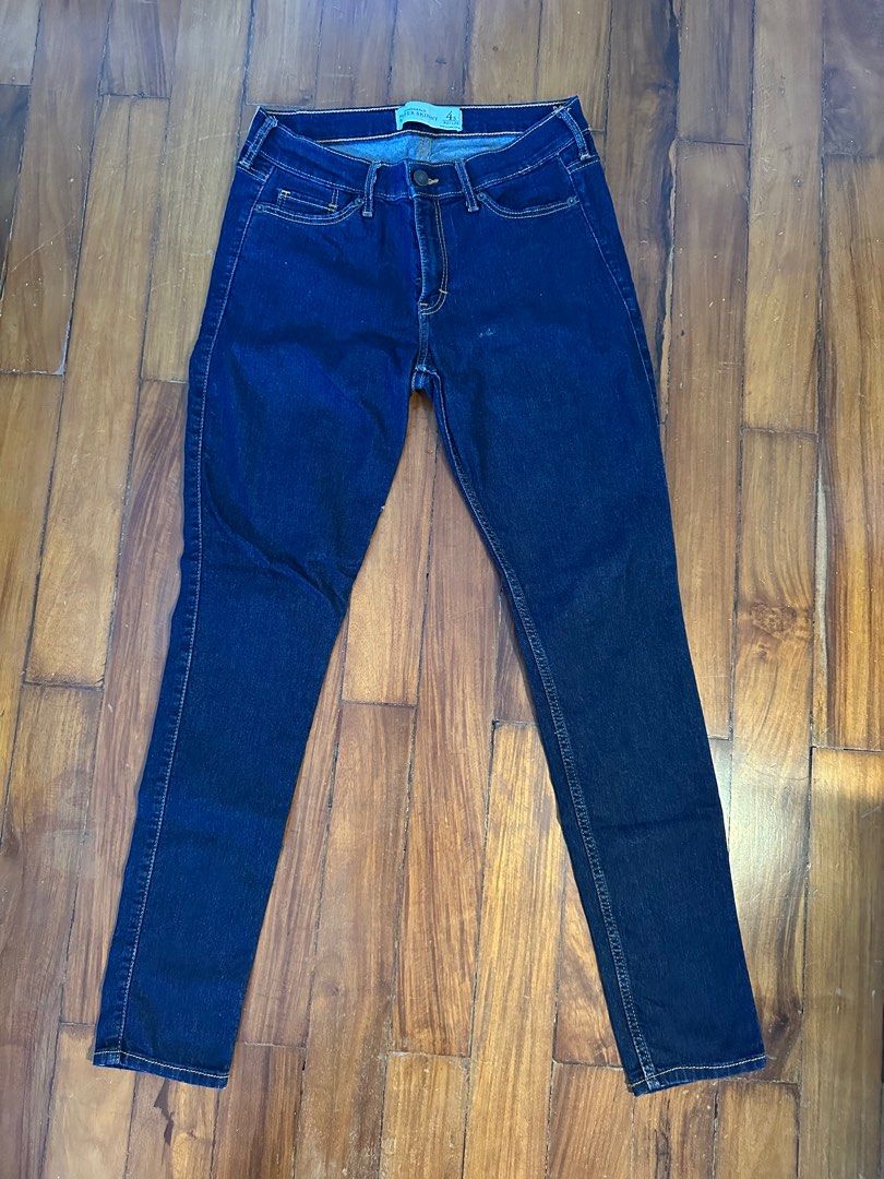 Dark Blue Denim Pants (Category: Jeans) located in Mariveles. Submitted by declutterwithina (Listing ID 1355675618, Image 3). Description: Mid waist Not faded Super Skinny Jeans LBC or J&T delivery during weekends.