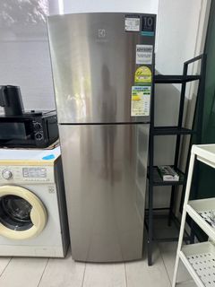 (Category: ) located in . Submitted by f-2020 (Listing ID 1355667391, Image 1). Description: .