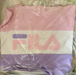 （分類：）位於 。 由 e_for_ee 提交（商品編號 1355731427，圖片 1）。簡介： 。