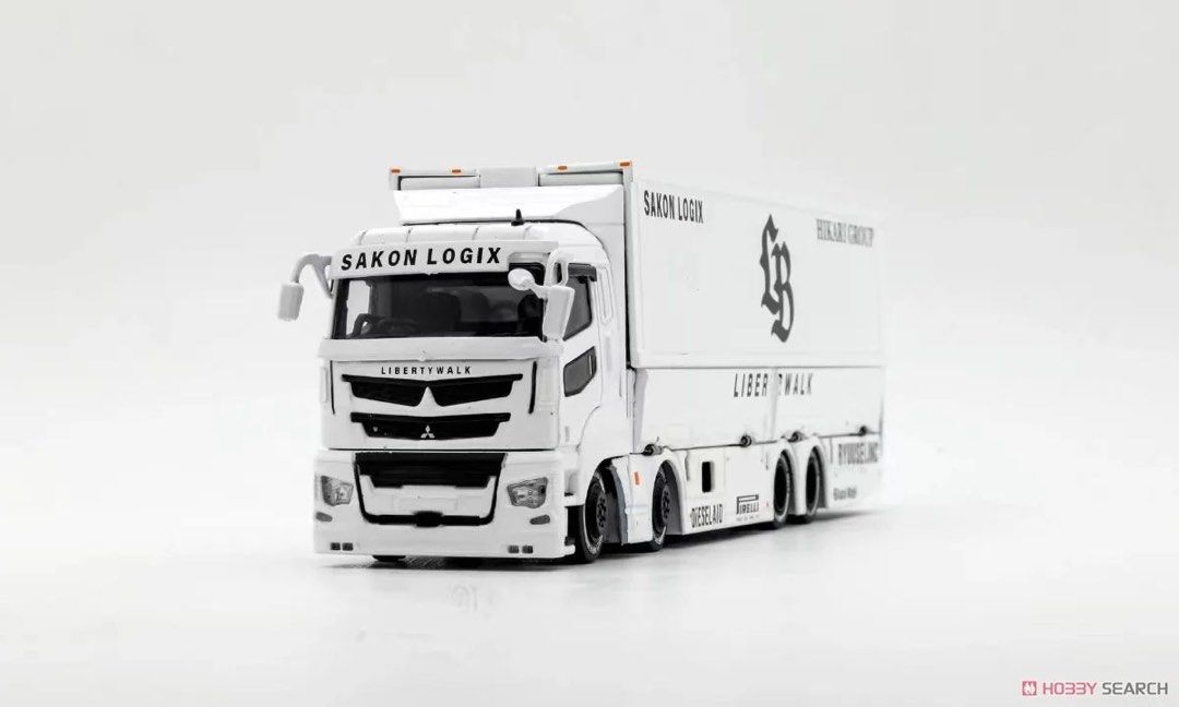 GCD 1:64 Liberty Walk LB-Trucks Mitsubishi Fuso Super Great