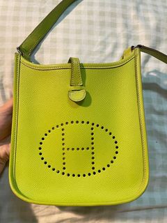 （分類：）位於 。 由 rt_2712 提交（商品編號 1355642816，圖片 1）。簡介： 。