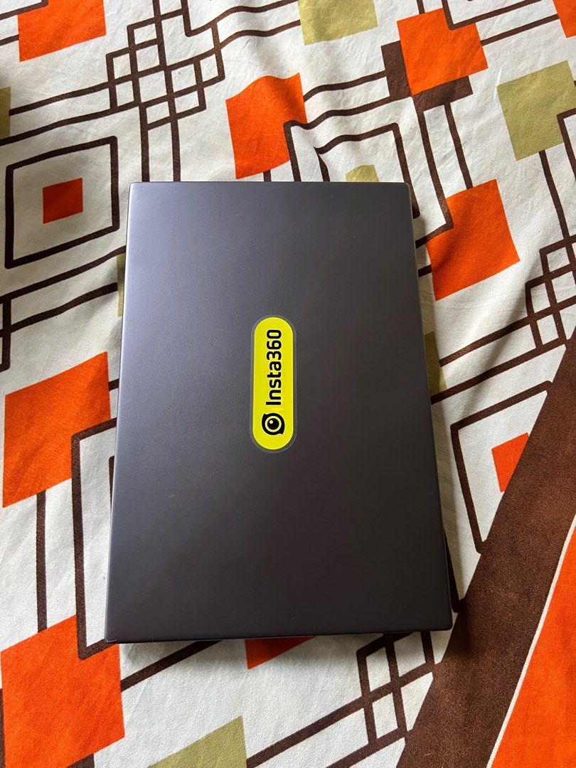 Huawei Matebook D14 (Category: Laptops & Notebooks) located in Quezon City. Submitted by pieair (Listing ID 1355778866, Image 2). Description: Bought when it came out in 2020. Can be used for light editing under 4K resolution. I’ve made so many videos with this, although it does get quite warm. Has matte screen, good for glares. Has 512gb storage. Fingerprint reader works well and is super convenient. RFS: havent really used it that much over the