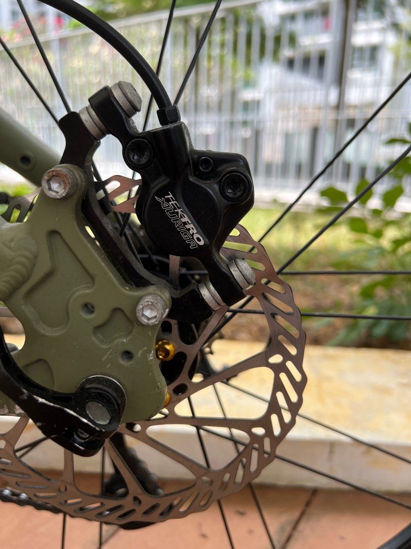 Java Zelo Foldable Bicycle (Category: Bicycles) located in Singapore. Submitted by seeheong (Listing ID 1355710065, Image 5). Description: Java Zelo 2 Foldable bike. Fully modded. 1. Shimano Sora 9 Speed Shifter 2. Shimano Sora derailleur 3. Litepro 56T chain ring 4. Litepro crank set 5. Tektro Xuriga Hydraulic brake set 6. Litepro Carbon Handlebar 7. Litepro seat post 8. Ruituo RT 451 20” wheel set 9. Kenda Kwick Roller Tyres 10. Others #foldabl