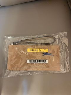 （分類：）位於 。 由 hakunaamatataaa 提交（商品編號 1355776800，圖片 1）。簡介： 。