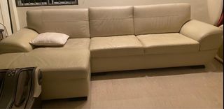 (Category: ) located in . Submitted by finestfair (Listing ID 1355754263, Image 1). Description: .