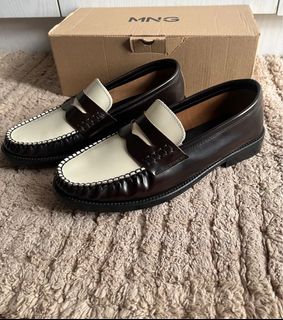 (Category: ) located in . Submitted by frommycloset2urs (Listing ID 1355734856, Image 1). Description: .