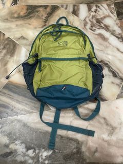 (Category: ) located in . Submitted by sellclothesandbag (Listing ID 1355811369, Image 1). Description: .