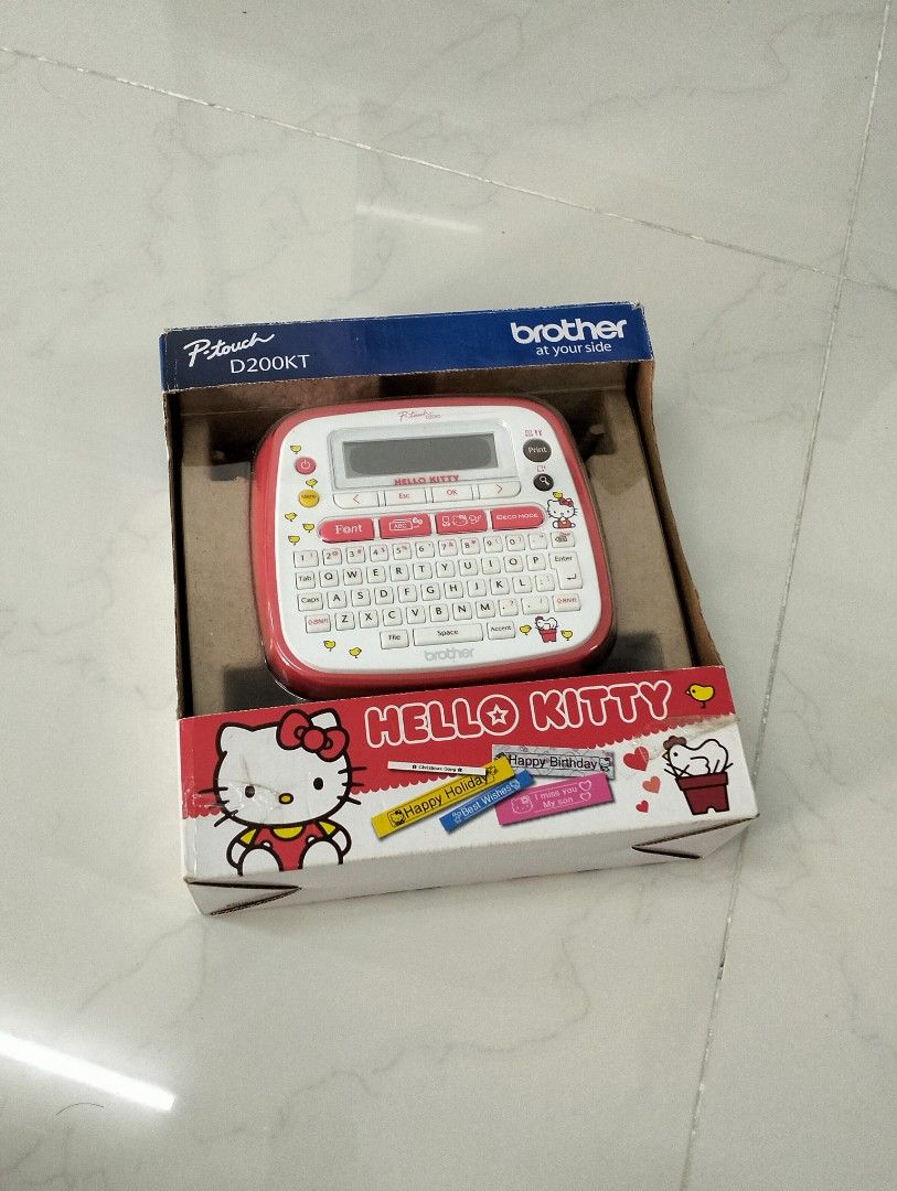 Name printer (Category: Other Stationery & Craft) located in Singapore. Submitted by joelee77 (Listing ID 1355668652, Image 1). Description: hello kitty themed name printer.