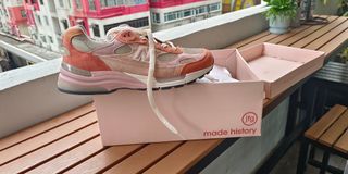 （分類：）位於 。 由 kazief 提交（商品編號 1355667654，圖片 1）。簡介： 。