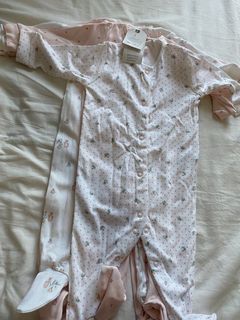 (Category: ) located in . Submitted by essbe3 (Listing ID 1355753631, Image 1). Description: .
