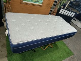 NITORI JUMBO Dual Pocket Single Mattress
12inch Thick Super Comfy Imported Mattress
Nitori Philip pines Price : ₱34,9

*FREE DEEP CLEANING 
38 x 78 inches
In VERY good condition