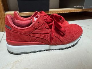 （分類：）位於 。 由 CAI221 提交（商品編號 1355705481，圖片 1）。簡介： 。