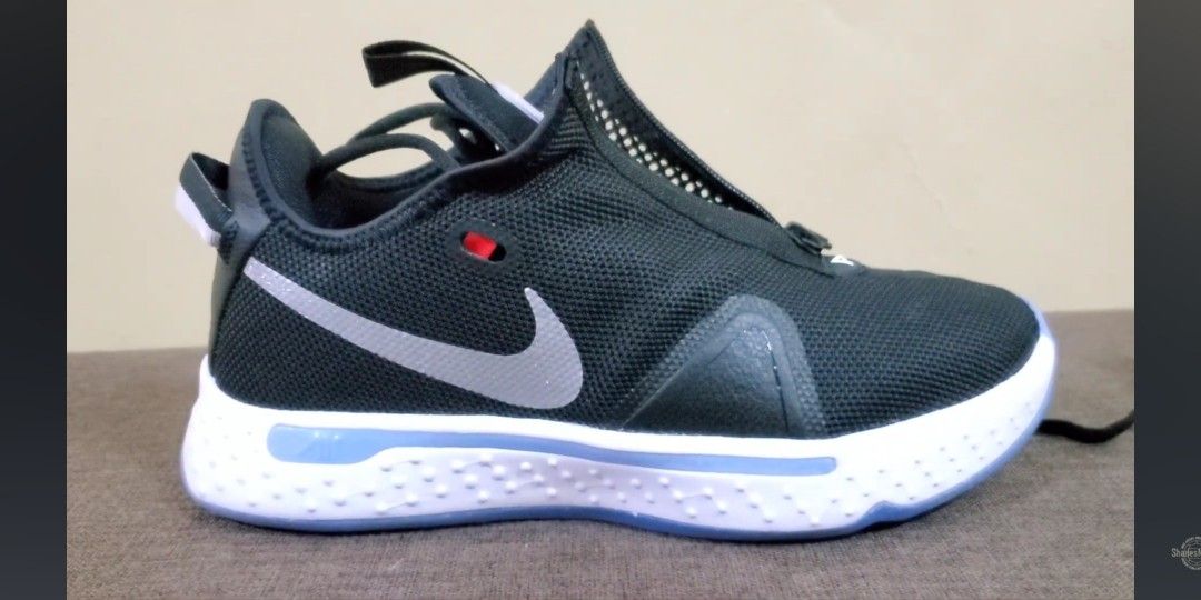 Pg 4 (Category: Sneakers) located in Las Pinas. Submitted by pimiel (Listing ID 1355821256, Image 1). Description: with issue pm for other details.