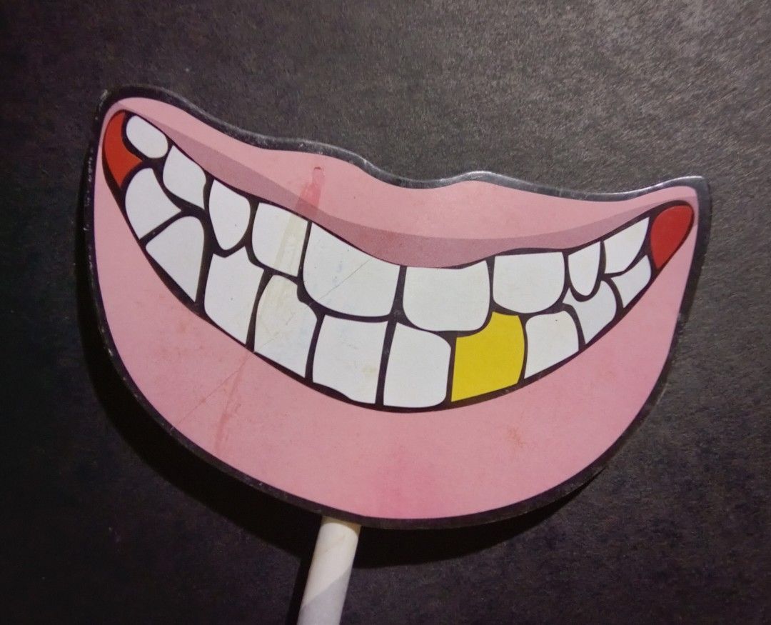 Photobooth Props 1 (Category: Other Photography Accessories) located in San Miguel. Submitted by lianna_andrea (Listing ID 1355778423, Image 3). Description: Photobooth Props Lot of 5 (1) payment via gcash shipping via flash or JNT #photobooth #photoboothprops #props.
