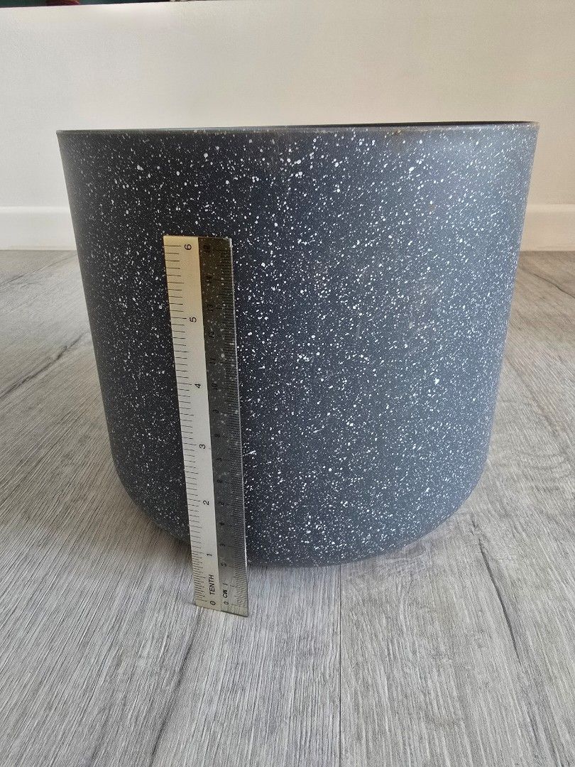 Planter Pot