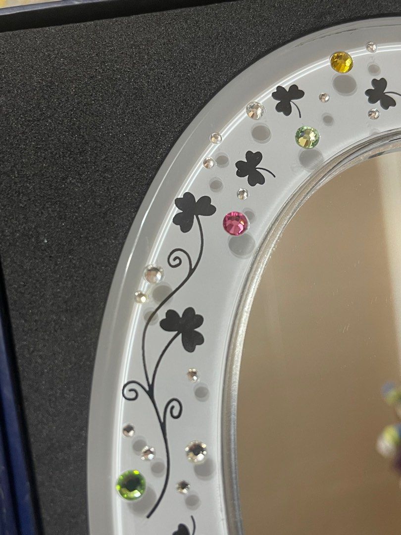 Rare Swarovski Table Mirror (Category: Mirrors) located in San Fernando. Submitted by cheezielicious (Listing ID 1355820798, Image 2). Description: This is a very beautiful piece.. nakakapretty 😂 the only issue is the box, di na maganda but other than that, this still looks new….