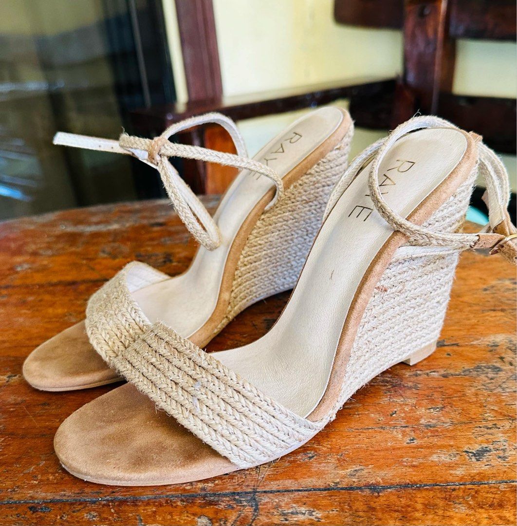 RAYE Sandals - EUR 36 / US 6 / 22.5cm (Category: Sandals) located in Bacolod City. Submitted by trecool_ian (Listing ID 1355797169, Image 3). Description: Raye Sandals.