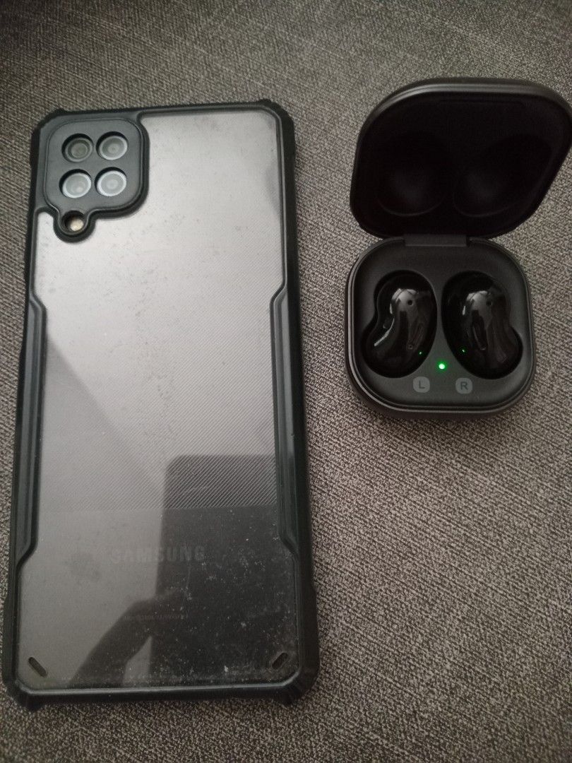 Samsung a12 & budslive (Category: Samsung) located in Quezon City. Submitted by mpm24 (Listing ID 1355712375, Image 2). Description: forsale a12 6gb ram 128gb & budlive for only 5k pm if interested..