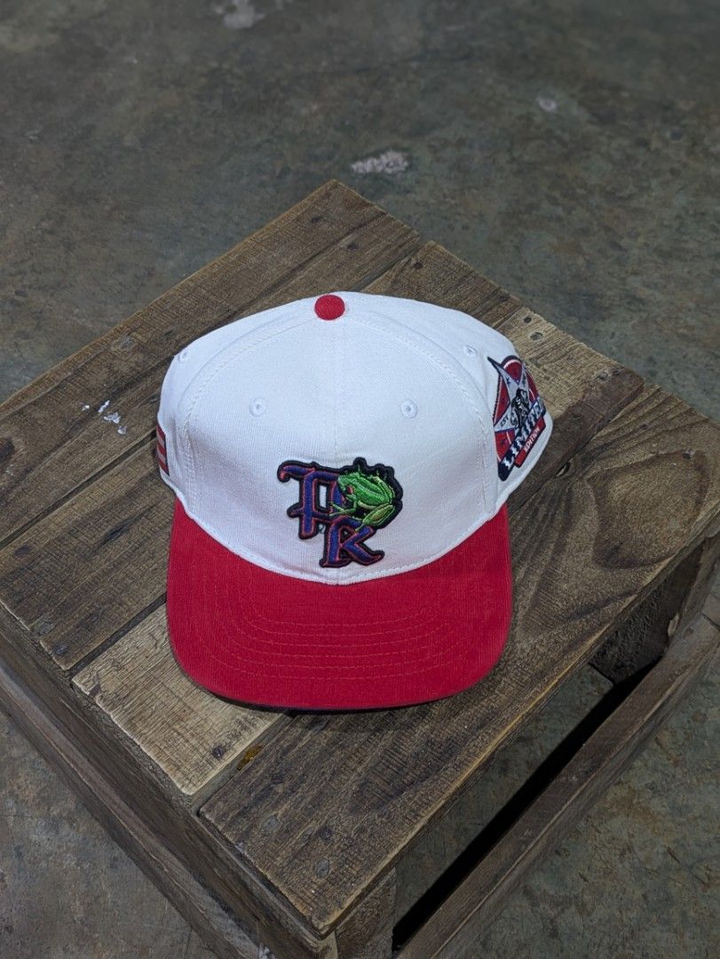 Savage yet civilized snapback cap (Category: Caps & Hats) located in Cavite. Submitted by latestpickcaps (Listing ID 1355739607, Image 1). Description: Savage yet civilized snapback cap Brand new condition Issue: minimal removable stain Need wash Before price: ₱850 Sale price: ₱699 Free shipping.