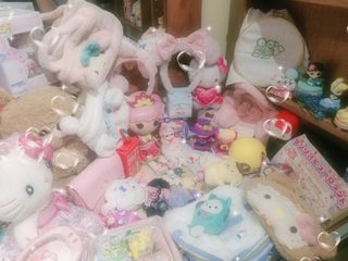 (Category: ) located in . Submitted by aphroditedolliesangel (Listing ID 1355746943, Image 1). Description: .
