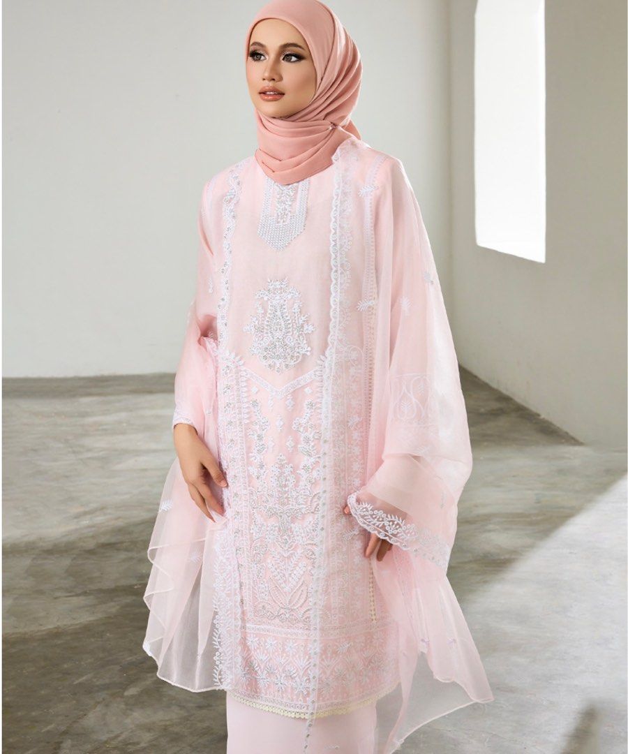 shawl publika tiru design