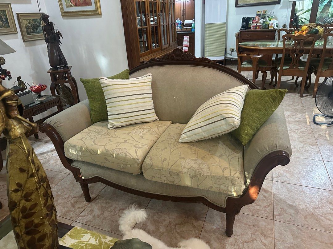 Sofa set wood narra (Category: Sofas) located in Antipolo. Submitted by capizexport (Listing ID 1355694712, Image 2). Description: Sofa set Price 60000 Wood made of narra 2 - 1 seater 1 - 2 seater 1 - 3 seater 1 - 1 center table .