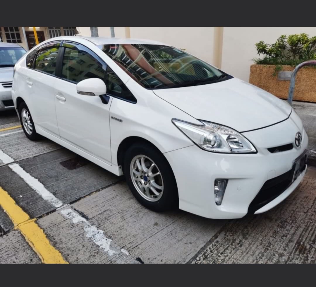 Toyota Prius 1.8 Hybrid S (A)62863173848322111