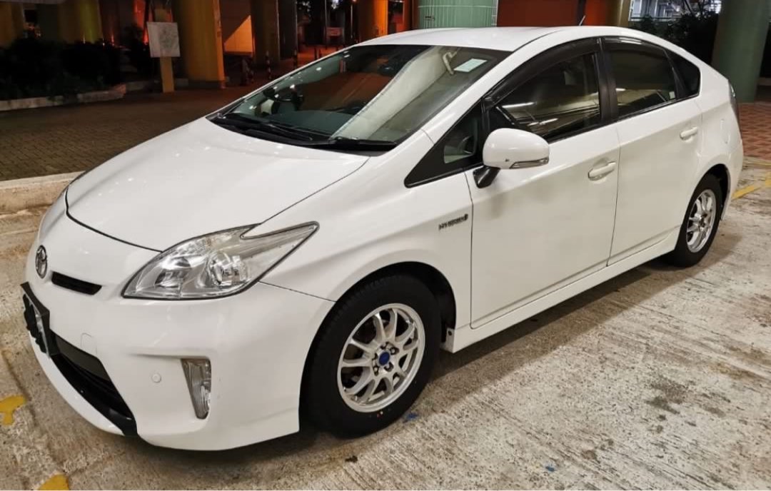 Toyota Prius 1.8 Hybrid S (A)62863173848322112