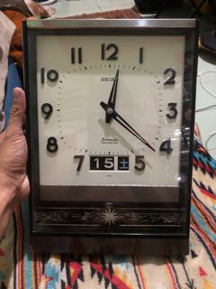Vintage rare Seiko Sonola transistor cabinet clock