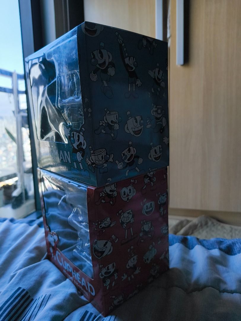 1000 toys Cuphead and Mugman (Category: Character Goods) located in Makati City. Submitted by redribbonarmy (Listing ID 1336768239, Image 3). Description: BiB Complete No issues Cupman - rare .