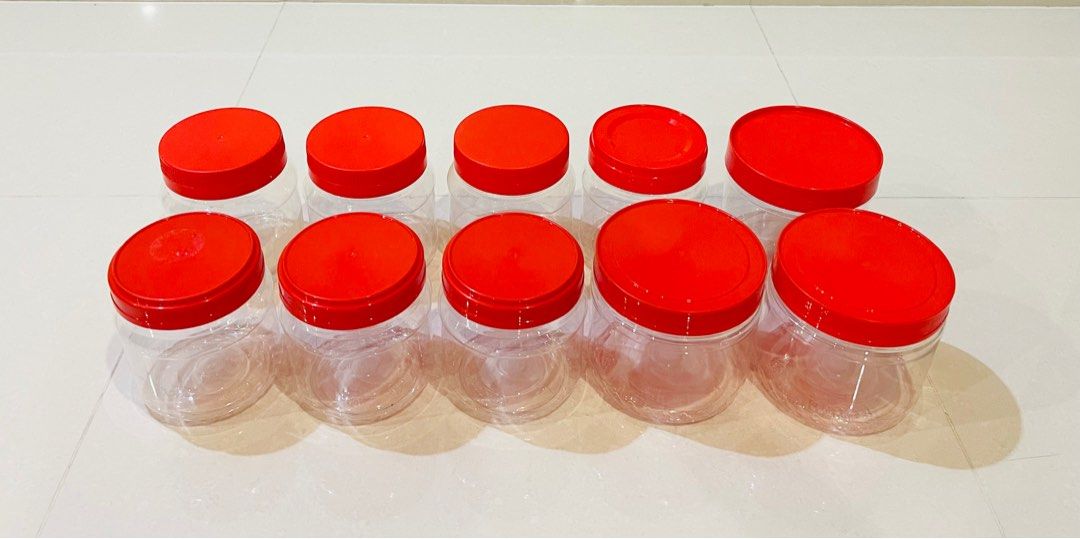 10 Pieces of Small Plastic Containers