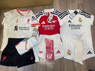 （分類：）位於 。 由 fb_nakatafootballshop 提交（商品編號 1357528508，圖片 1）。簡介： 。