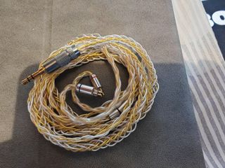 （分類：）位於 。 由 summyaud 提交（商品編號 1357402888，圖片 1）。簡介： 。