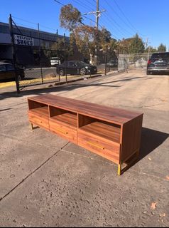 (Category: ) located in . Submitted by pricworthvic (Listing ID 1357588900, Image 1). Description: .