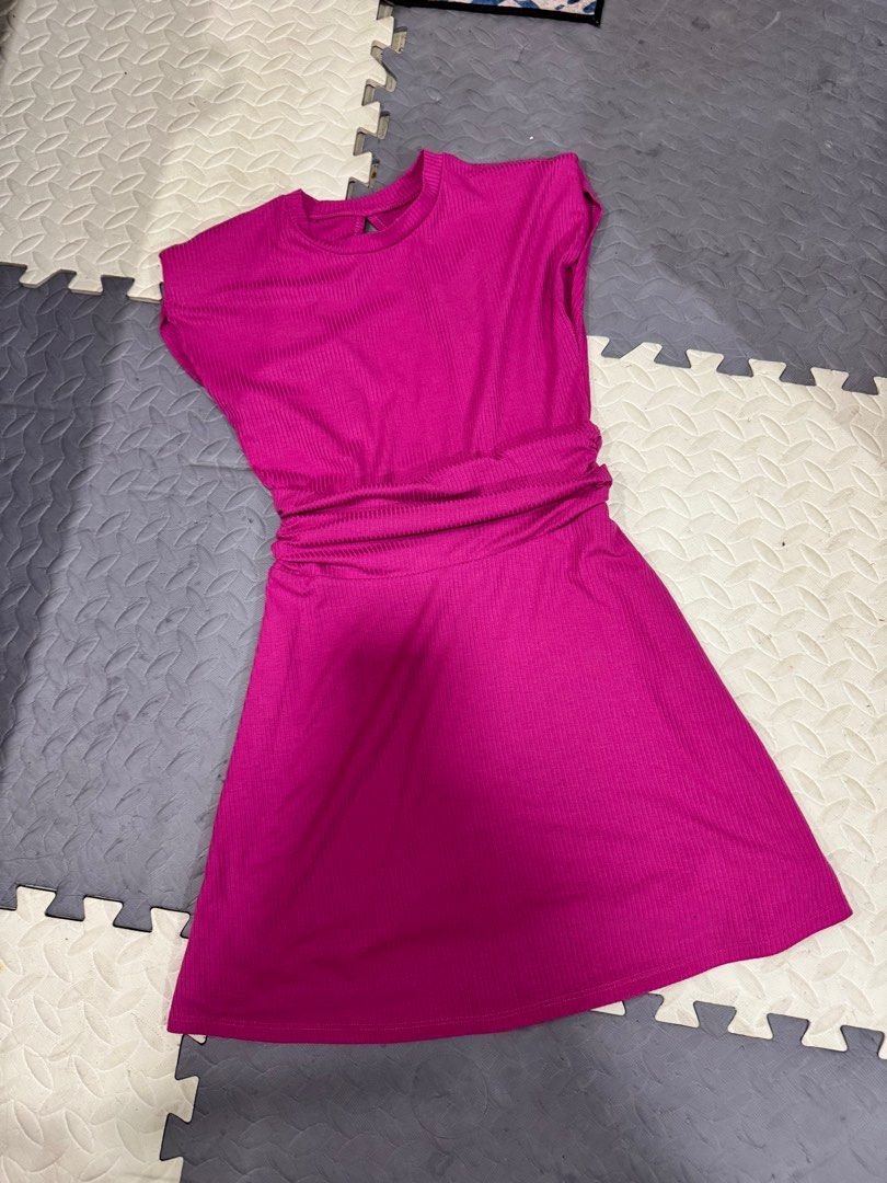 And Now This Openback Mini Dress (Category: Dresses) located in Manila. Submitted by frenchmacaron (Listing ID 1357500578, Image 2). Description: Good quality dress Openback.