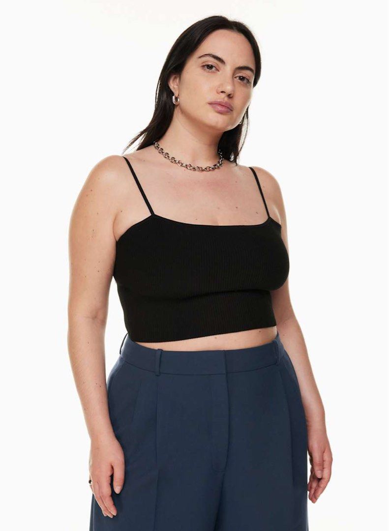 Aritzia Babaton Sculpt Knit crop cami (gray) (Category: Sleeveless) located in Bacolod City. Submitted by dweeyaaaa (Listing ID 1357564171, Image 1). Description: a closet staple!! ❣️ -2XL on tag -can’t go wrong with a basic top 😉 -style+comfort 🥵 never worn!! negotiable 🫱🏻‍🫲🏼 ✎ MOP: Maya ❀ Shipping from Bacolod (j&t or lbc) ᡣ𐭩 Negotiable! helping tags: stradivarious bershka h&m pull&bear mango shein zalora uniqlo terranova araw the line f